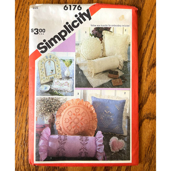 UNCUT Vintage 1980s Simplicity 6176 Craft Sewing Pattern Candlewicking Transfer - Picture 1 of 2